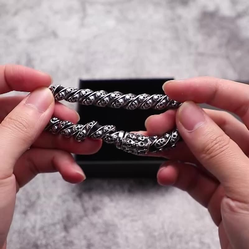 Personalized punk motorcycle ghost head bracelet