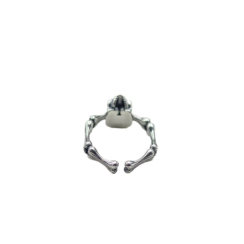 Silver skull ring hip hop men and women ring
