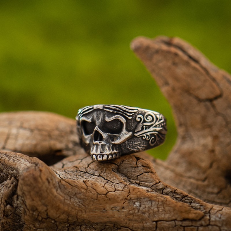 Santa Muerte skull ring