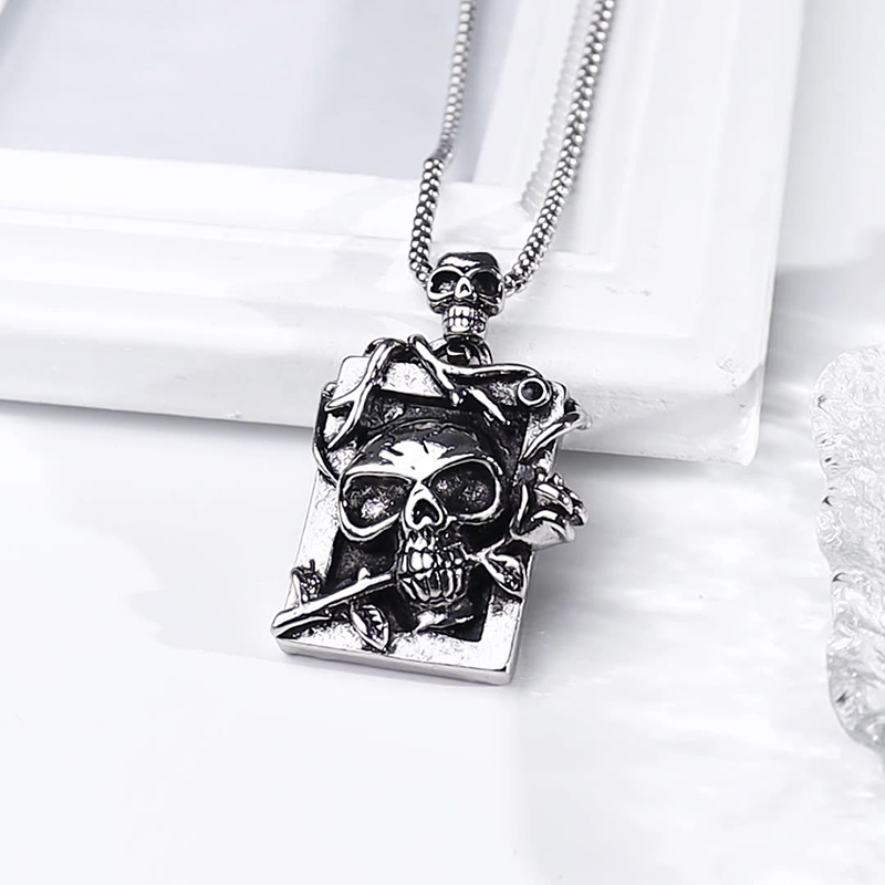Personalized punk hip-hop retro necklace