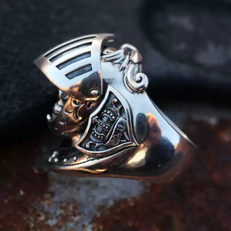 Armored Soldier Skull Ring