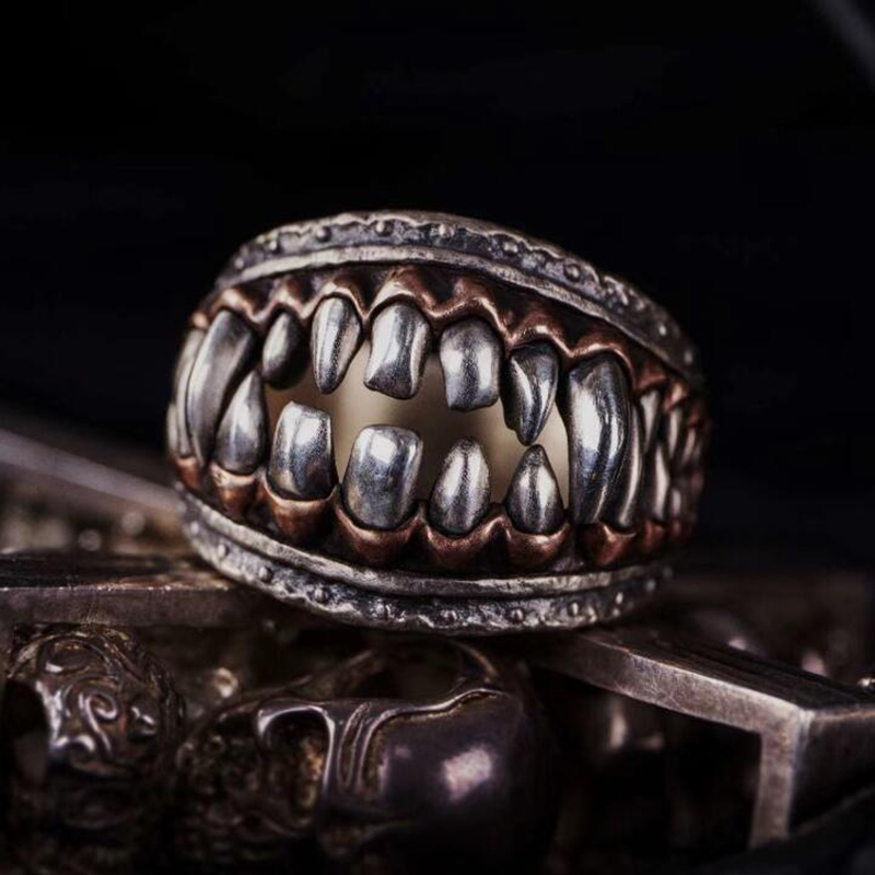 Venom Tooth Domineering Silver Gothic Index Finger Ring