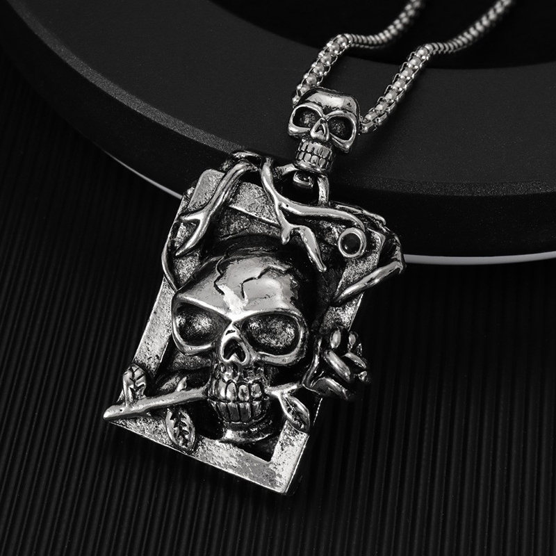 Personalized punk hip-hop retro necklace