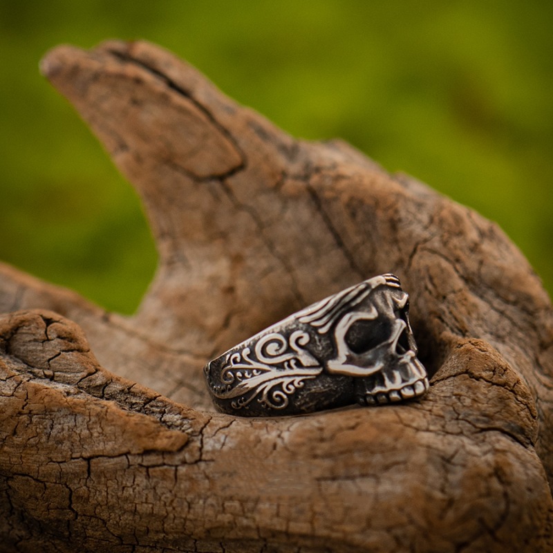 Santa Muerte skull ring