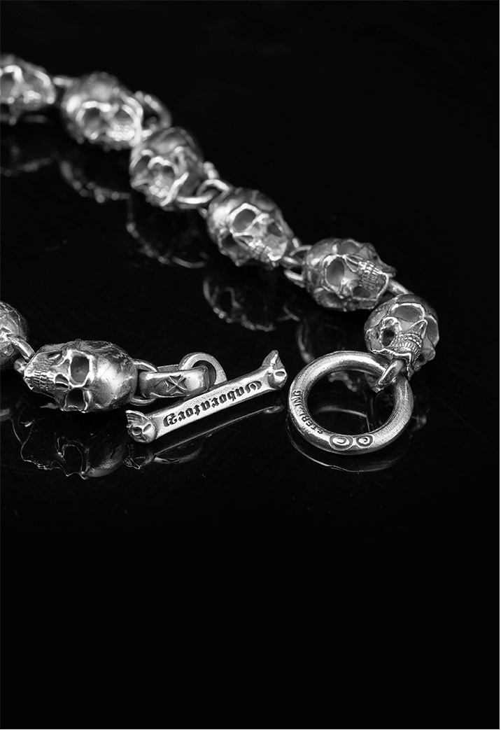 Skull bracelet
