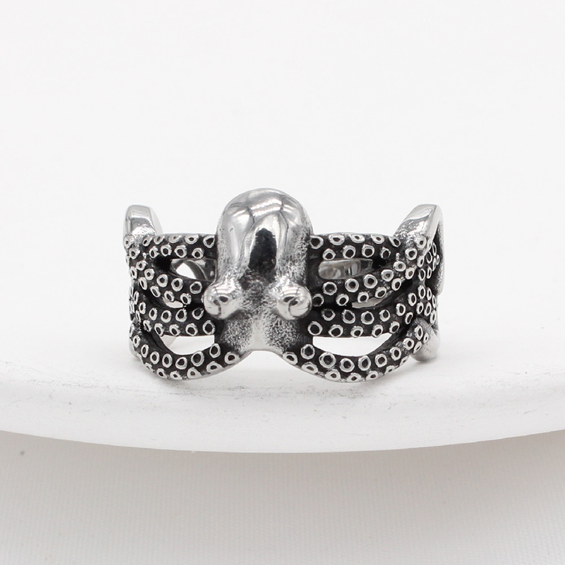 Dark Kraken Octopus Ring