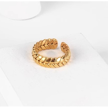 Wheat ears shaped ring