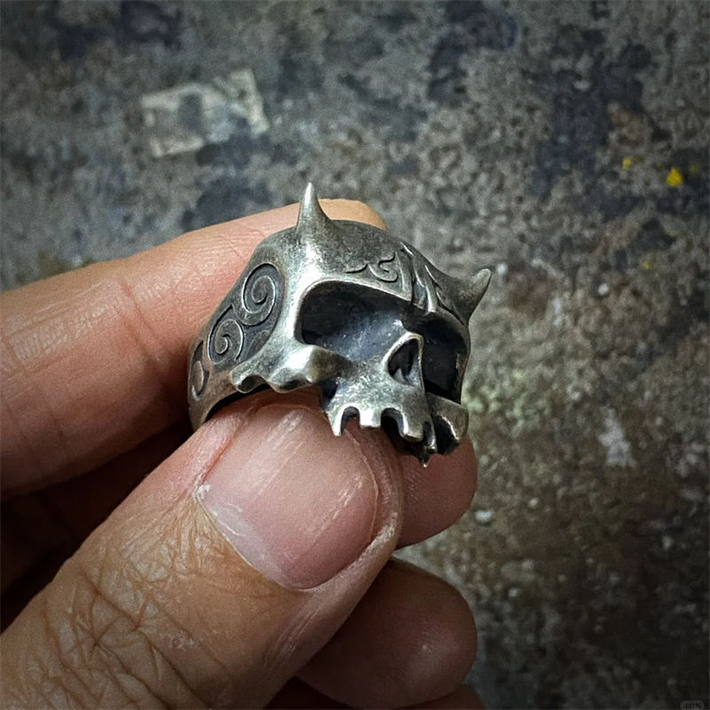 Skull vintage ring