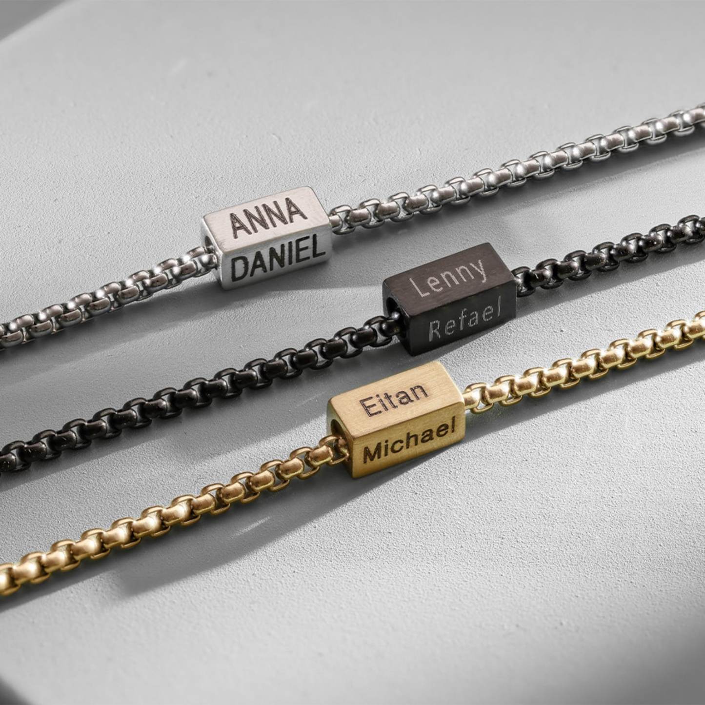 Customized Men's Gold Chain Bracelet