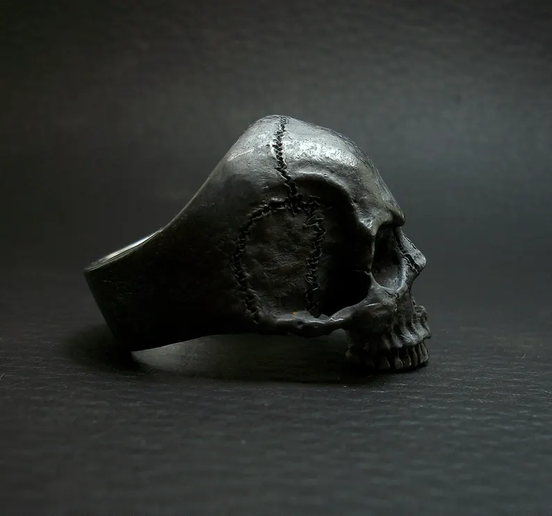 Punk Retro Skull Ring
