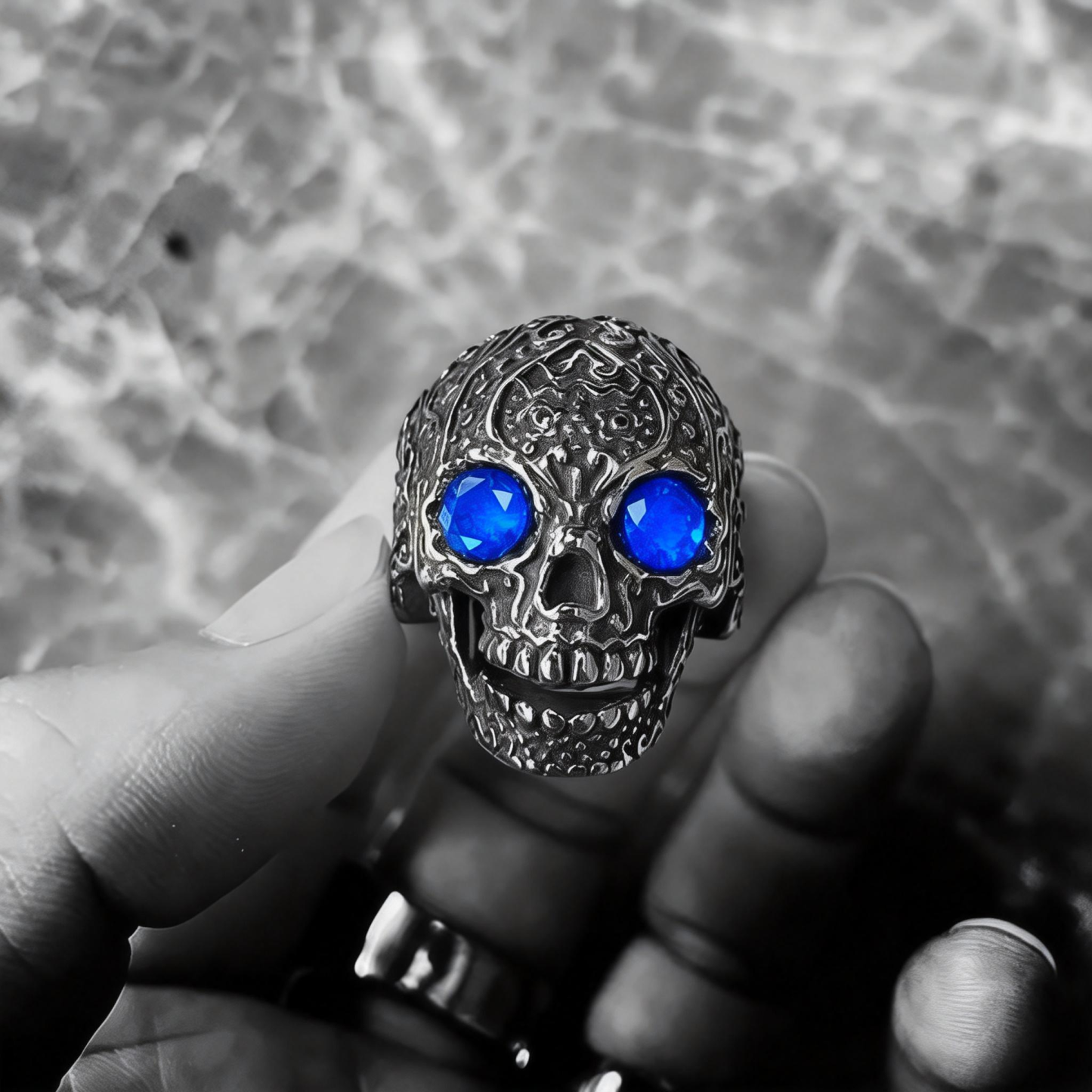 Dark Skull Ring