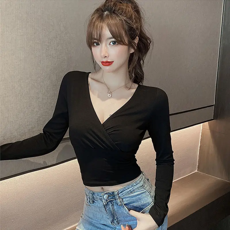 Y2K Sexy Long Sleeve Crop Top Women Clothing 2025 New Autumn Basic V-Neck T Shirt Casual Streetwear Skinny Slim Clothes 8 Y2K Sexy Long Sleeve Crop Top Women Clothing 2025 New Autumn Basic V-Neck T Shirt Casual Streetwear Skinny Slim Clothes