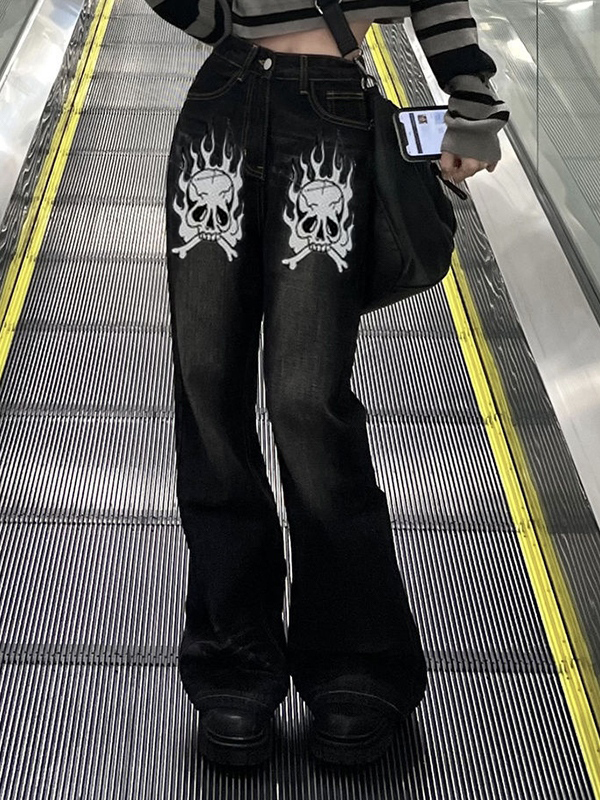 Washed Skull Print Boyfriend Jeans