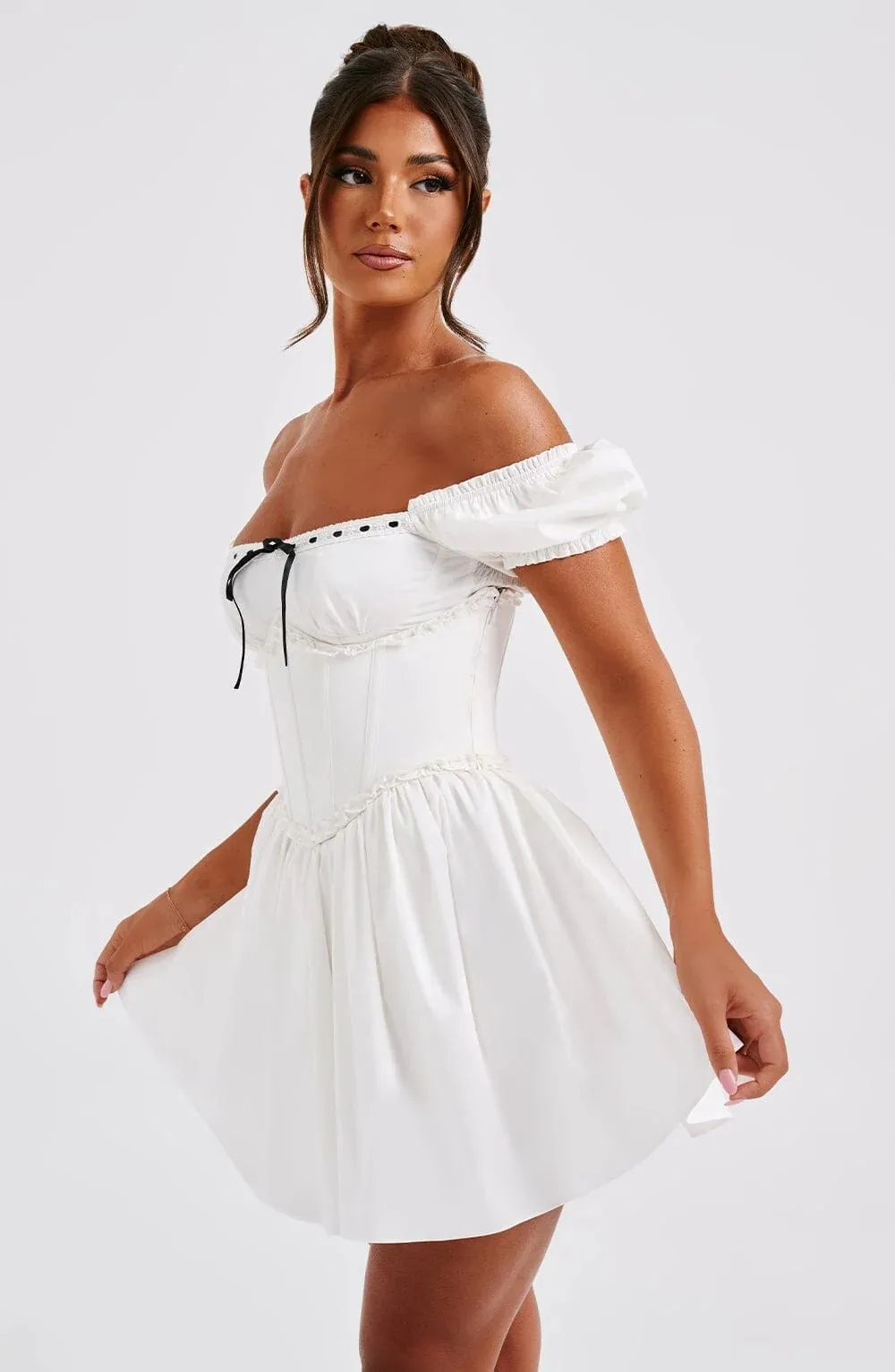 Ootddress Elegant Sleeveless Tight Pleated Dress For Women Autumn New Sexy Backless Short Skirt Party Club Slim Evening Dress