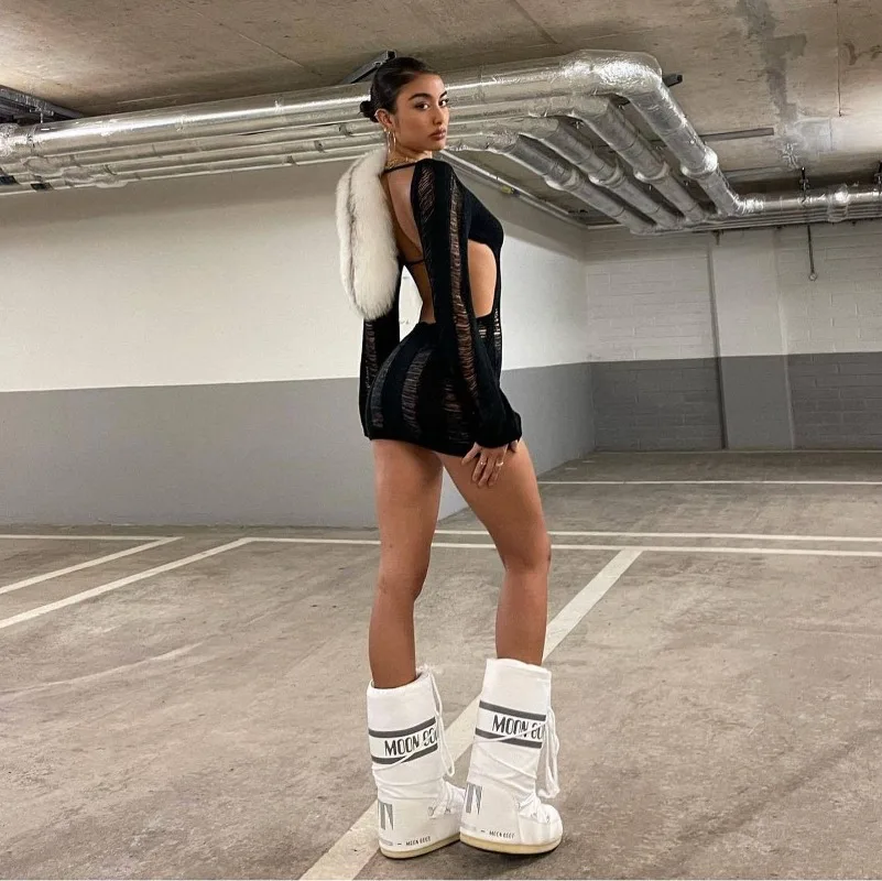 Ootddress Sexy Sheer Knitted Dress Women Bodycon Long Sleeve Hollow Out Mini Dresses Femme Club Sexy Backless Knitwear Dress Womens