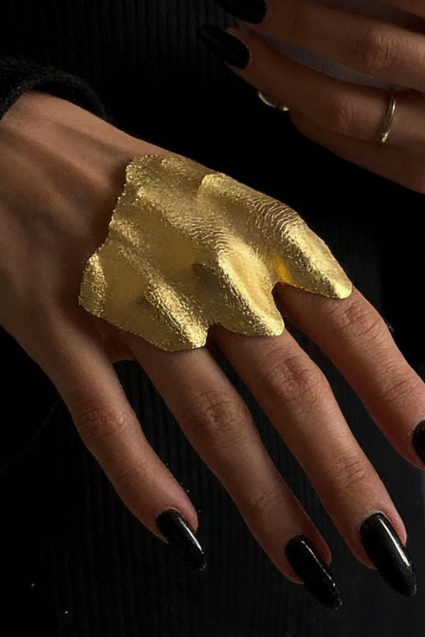 Fashionable Irregular Pleated Metal Ring