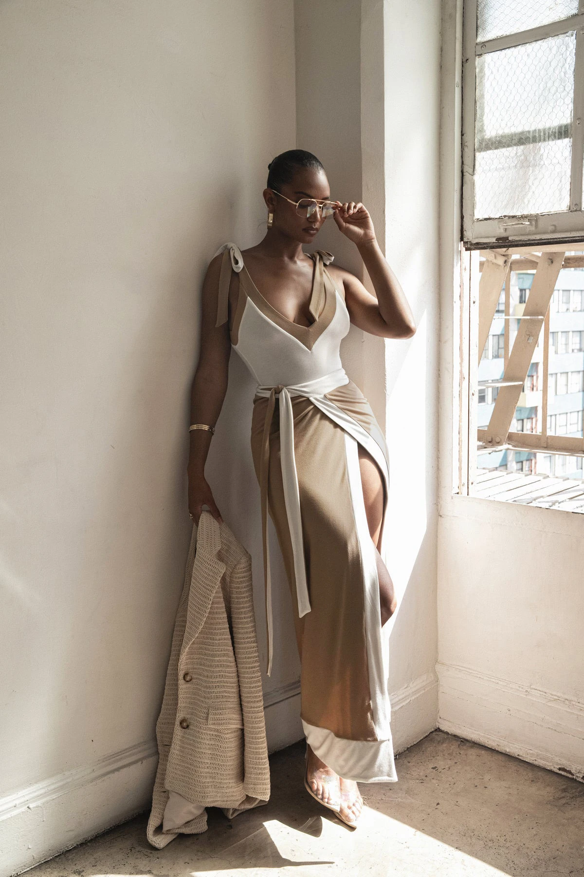 11.jpg Sexy Sleeveless Deep V Tight Bobysuit Top Skirt Two-piece Set Women Patchwork Elegant Party Autumn Winter New Set 2025