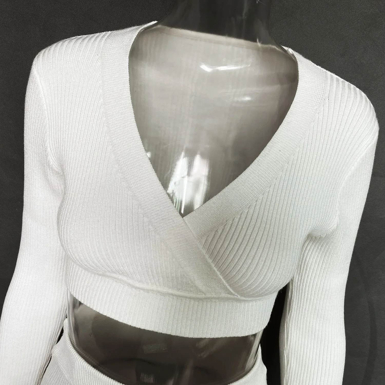 Ootddress V-Neck Crop Top ANd Midi Skirt Sets Autumn Wrap Slim Bodycon Casual 2 Piece Sets Dress Outfits Women's Knitted Suit 2025