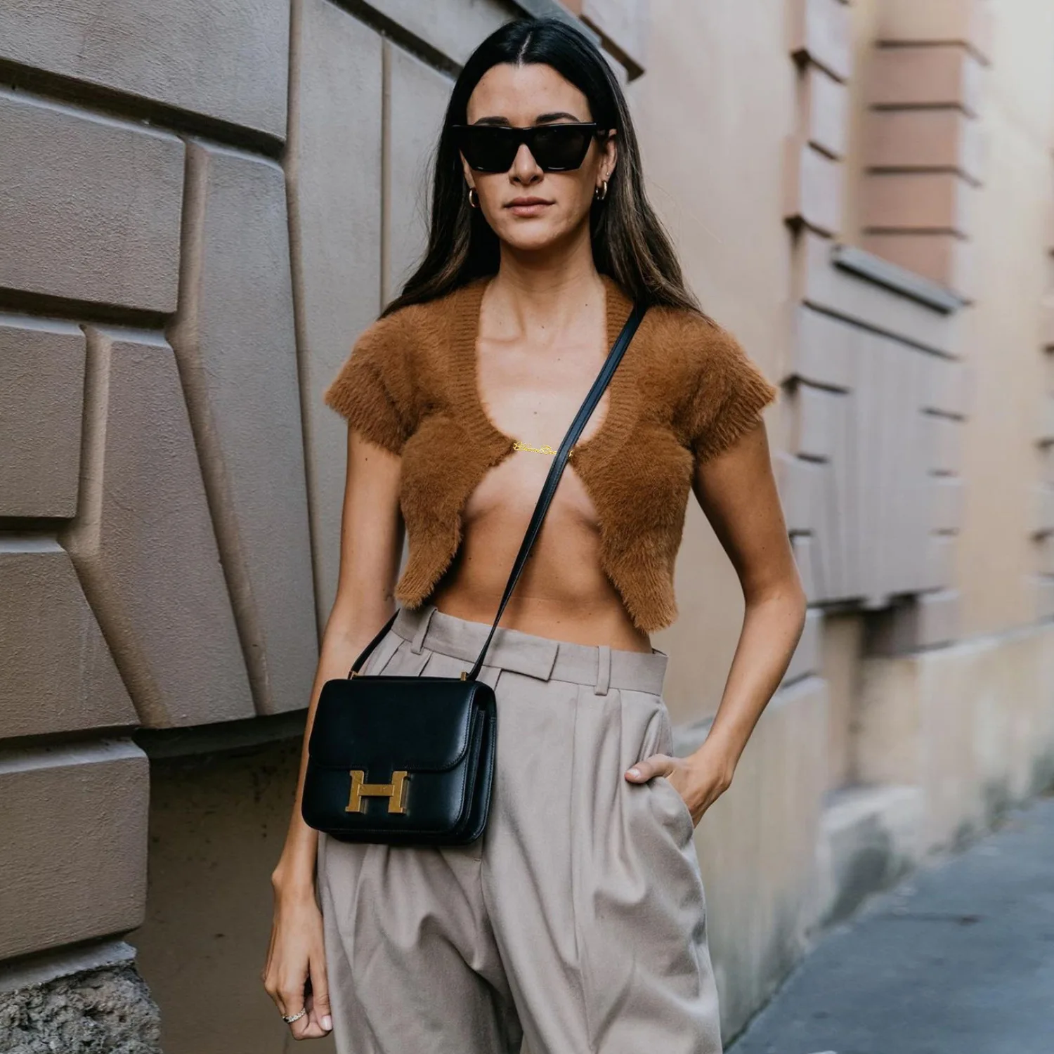 Ootddress Chic Mini Cropped Cardigan Tops Sweater Short Sleeve Knit Mohair Lady Fashion Letters Chain Tank Tops For Women New 2025