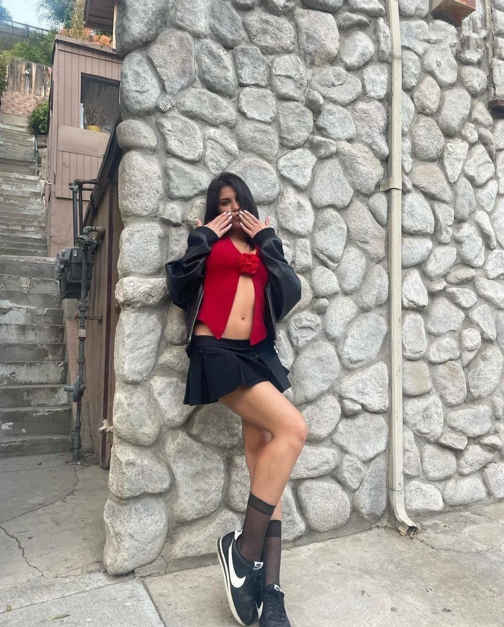 Ootddress Woolen Halter Neck Sleeveless T-shirts For Women Clothing Flower Solid Slim Crop Top Femme Casual Vacation Sexy Vest