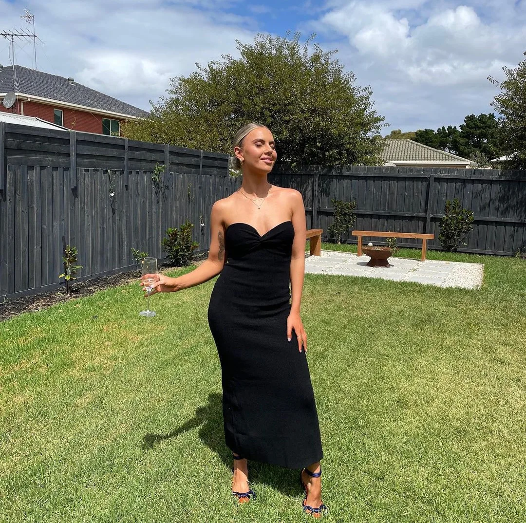 Ootddress Strapless Knit Maxi Dresses For Women Summer Beach Party Bodycon Dress Off-Shoulder Twist Knitting Evening Backless Dress 39 Ootddress Strapless Knit Maxi Dresses For Women Summer Beach Party Bodycon Dress Off-Shoulder Twist Knitting Evening Backless Dress