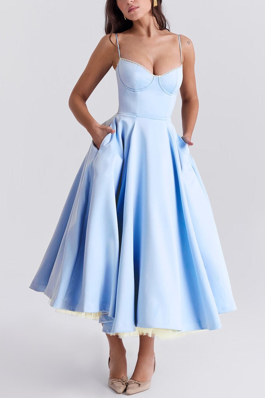 Maxi V-Neck Puff Dress
