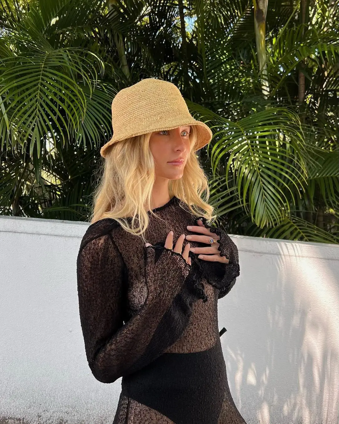 Ootddress Beach Cover Up Outfits For Women Summer Holiday Party Beach Dress Backless See-Through Oversized Crochet Dress Swimwear