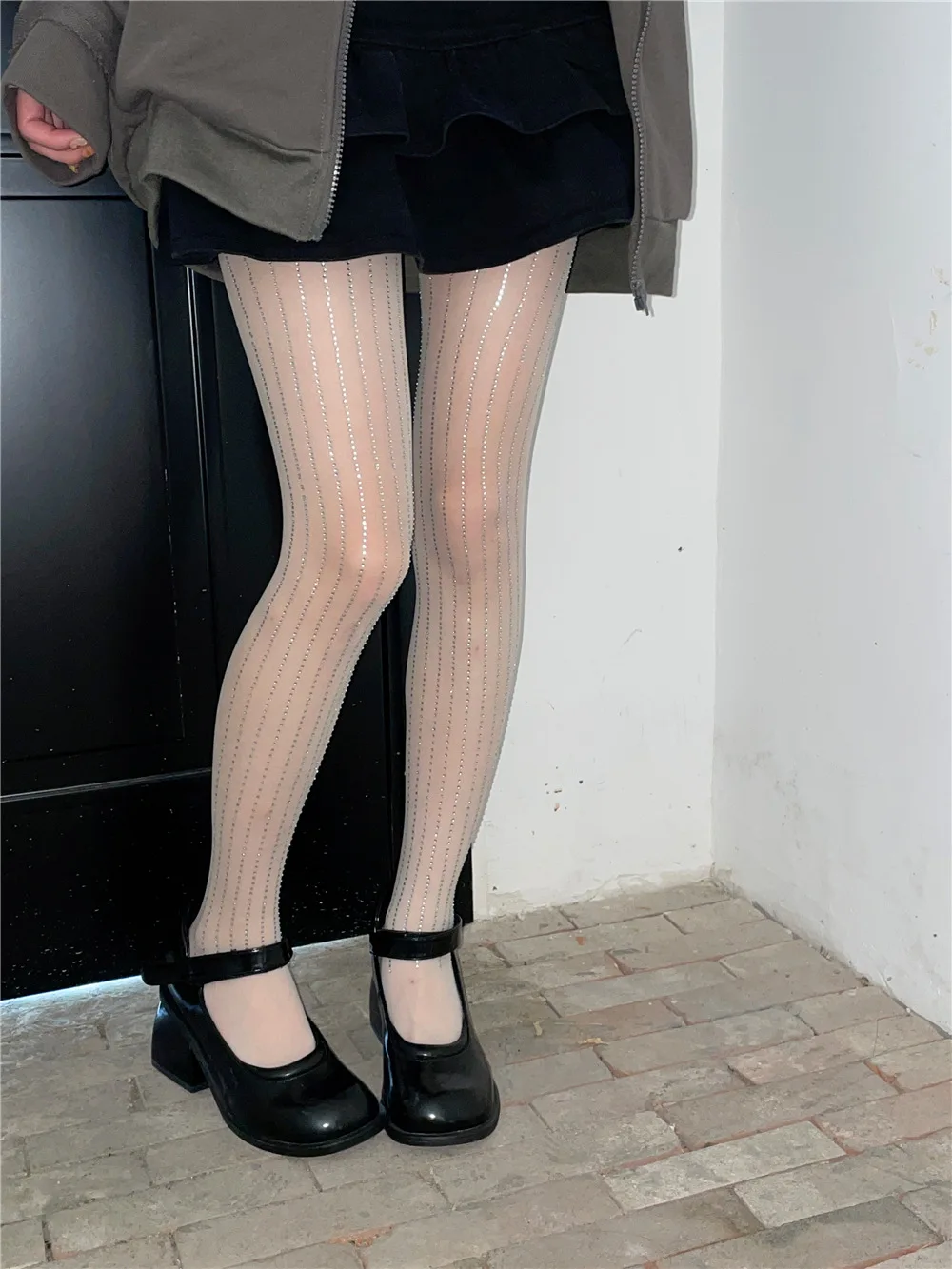 Ootddress Hot Drill Pantyhose Women Mesh Bodycon See Through Sexy Stockings Hot Girls Clubwear Women's Socks Fishnet Stockings 2025 8 Ootddress Hot Drill Pantyhose Women Mesh Bodycon See Through Sexy Stockings Hot Girls Clubwear Women's Socks Fishnet Stockings 2025