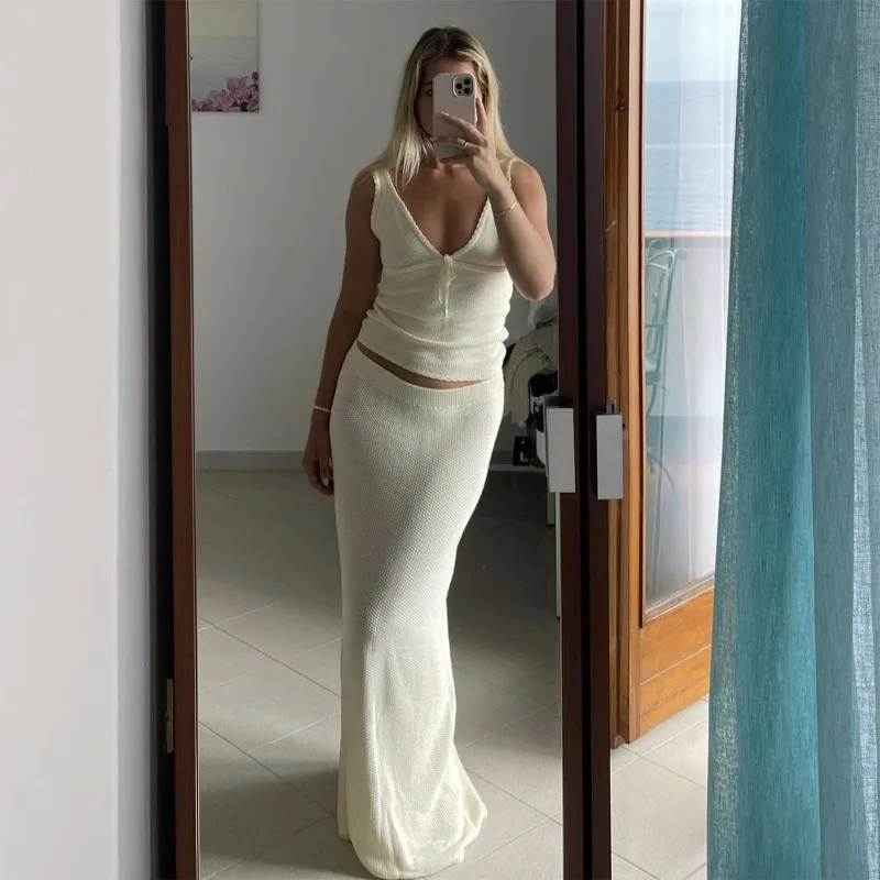 Ootddress Retro Deep V Neck Crop Top Women Y2k Ruffle Vintage Tank Tops Womens Tie Up Bow Knitted Woman Backless Cute Tops 2025 New