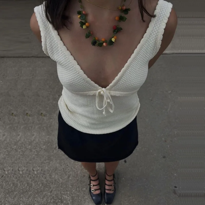 Ootddress Retro Deep V Neck Crop Top Women Y2k Ruffle Vintage Tank Tops Womens Tie Up Bow Knitted Woman Backless Cute Tops 2025 New