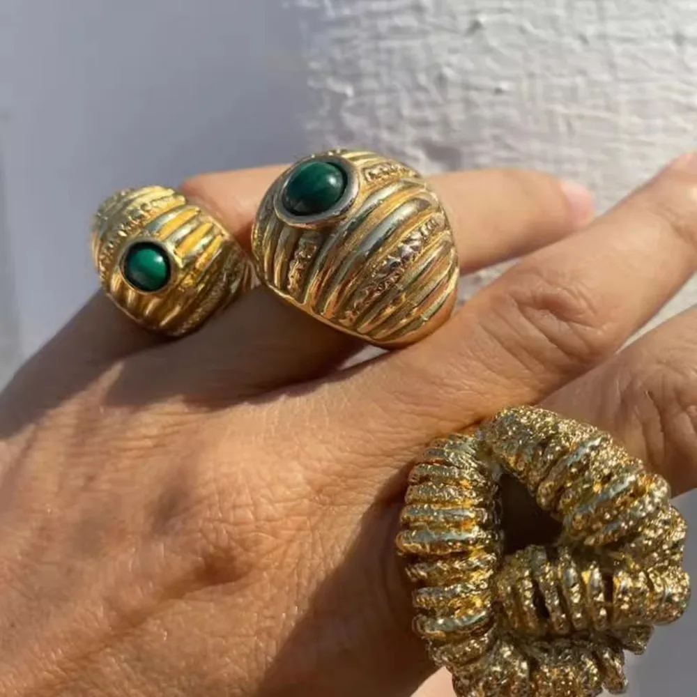 Vintage Brass Knot Ring with Natural Stone for Women Vestes Novas
