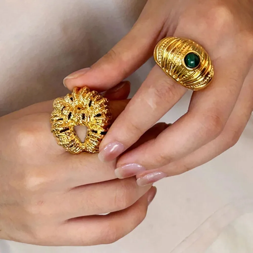 Vintage Brass Knot Ring with Natural Stone for Women Vestes Novas