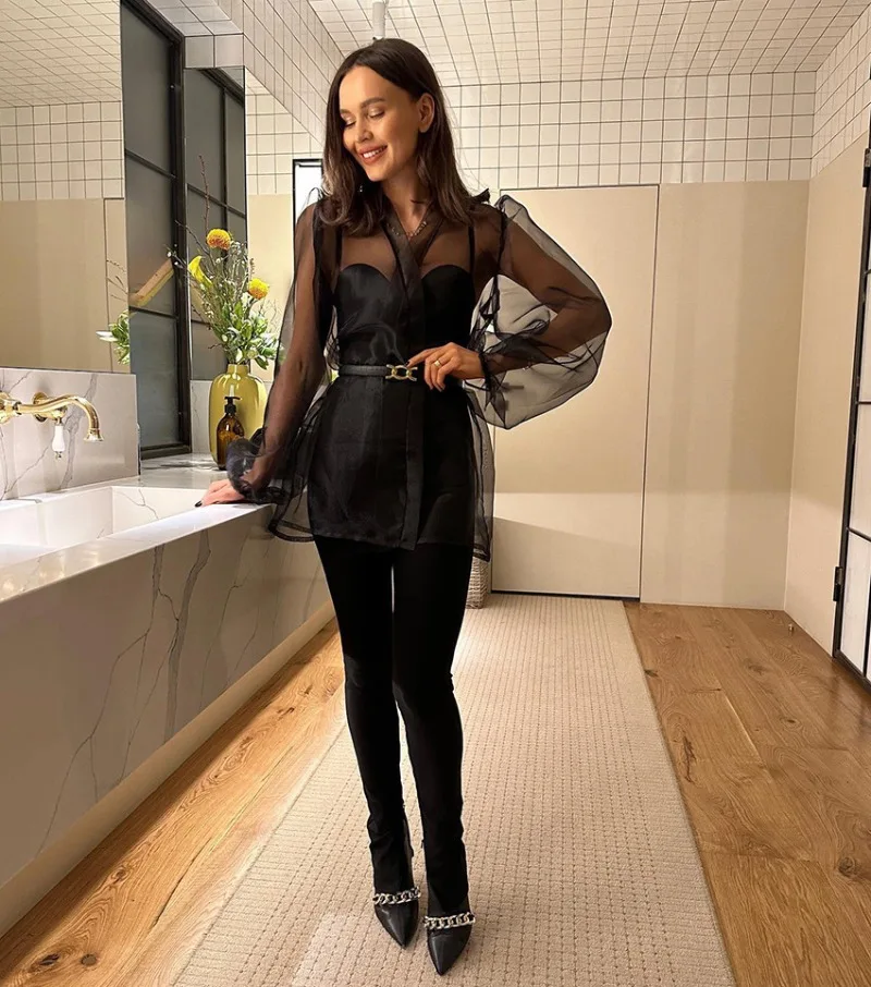 Ootddress Sheer Mesh Cover Up Beach Women Loose Long Sleeve V Neck Lace Shirts Ladies 2025 Summer Sexy See Through Bandage Cover-up