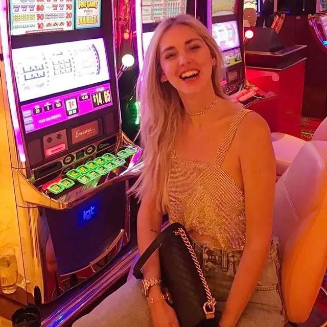 Ootddress Metal Mesh Rhinestone Sleeveless Tank Top Women Back Hollow Chain Crop Tops Hot Girl Beach Sexy Club Party Vest Femme