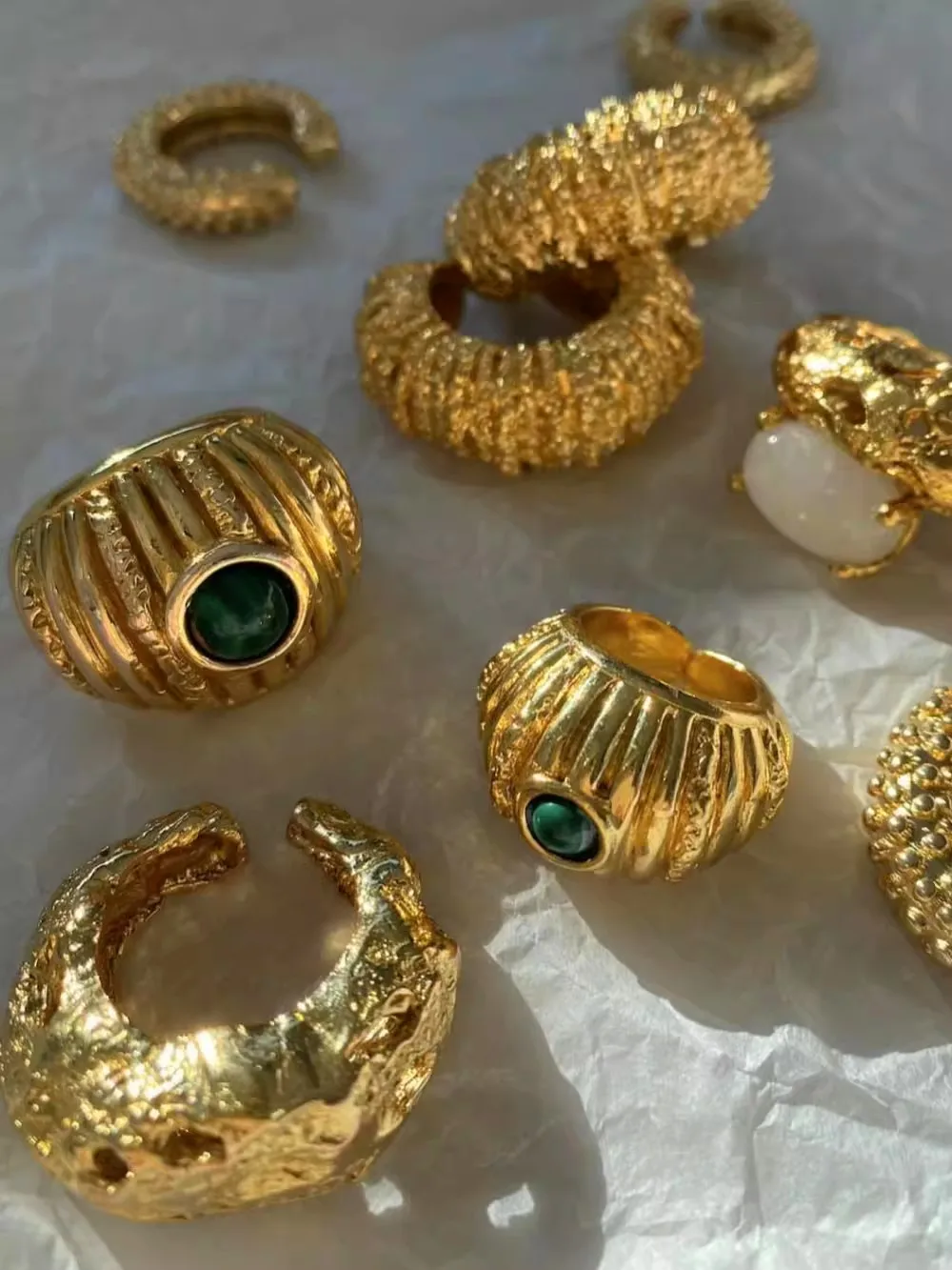 Vintage Brass Knot Ring with Natural Stone for Women Vestes Novas