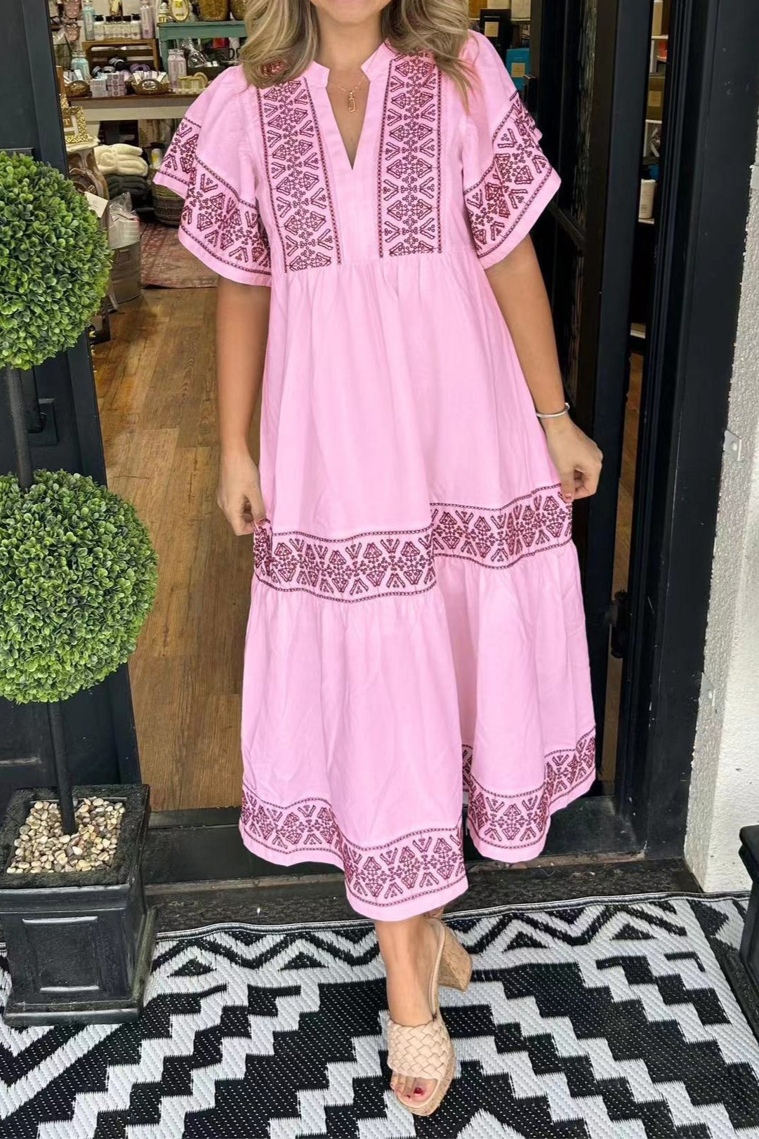 V Neck Short Sleeve Geometric Embroidery Tiered Midi Dress