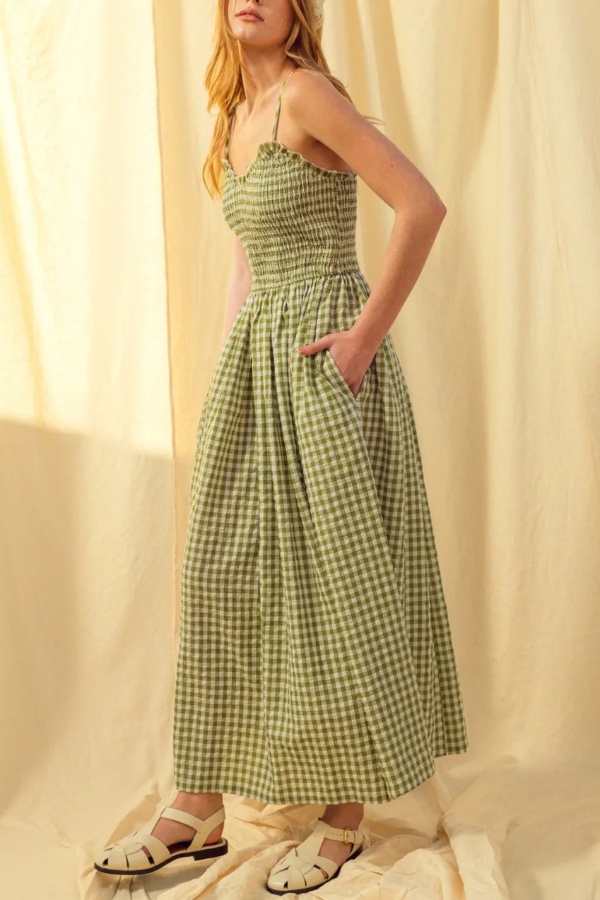 Stylish Plaid Print Spaghetti Strap Ruched Casual Pocket Maxi Dress