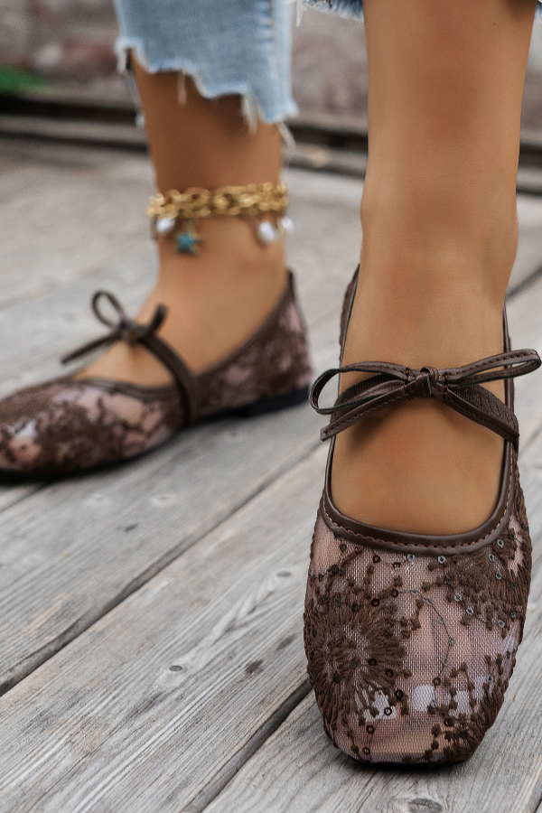 Fashionable Sequined Embroidered Square-toe Flat Casual Shoes