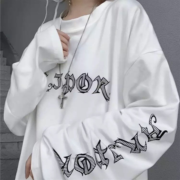 White Dark Anime Girl Cartoon Print Long Sleeve White T-Shirt Oversize Loose Vintage Goth Aesthetic E-Girl Kawaii Korean Japanese Harajuku Streetwear