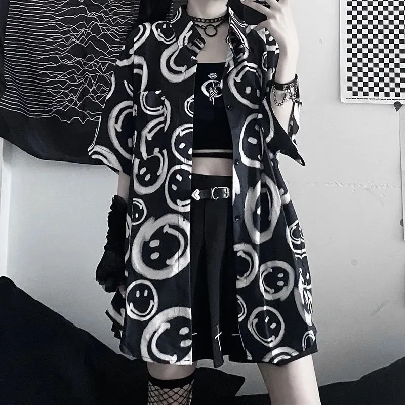 Black Smiley Happy Face Cartoon Print Button Down Oversize Short Sleeve Shirt Goth Aesthetic Casual Summer E-Girl Kawaii Korean Japanese Harajuku
