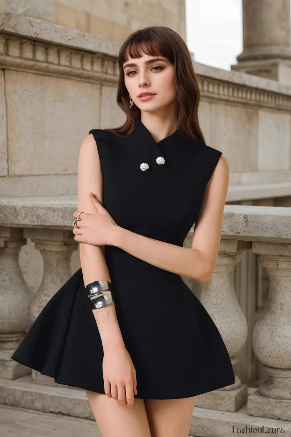 Black Sleeveless Slim Mini Dress