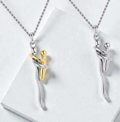 Hug Necklace – Mom & Child Pendant Love Hug Embrace Necklace Gift for Mom