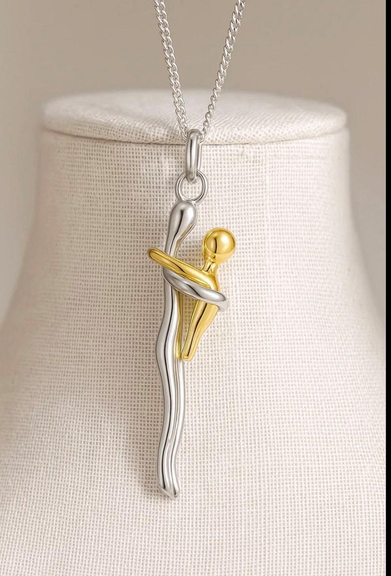Hug Necklace – Mom & Child Pendant Love Hug Embrace Necklace Gift for Mom