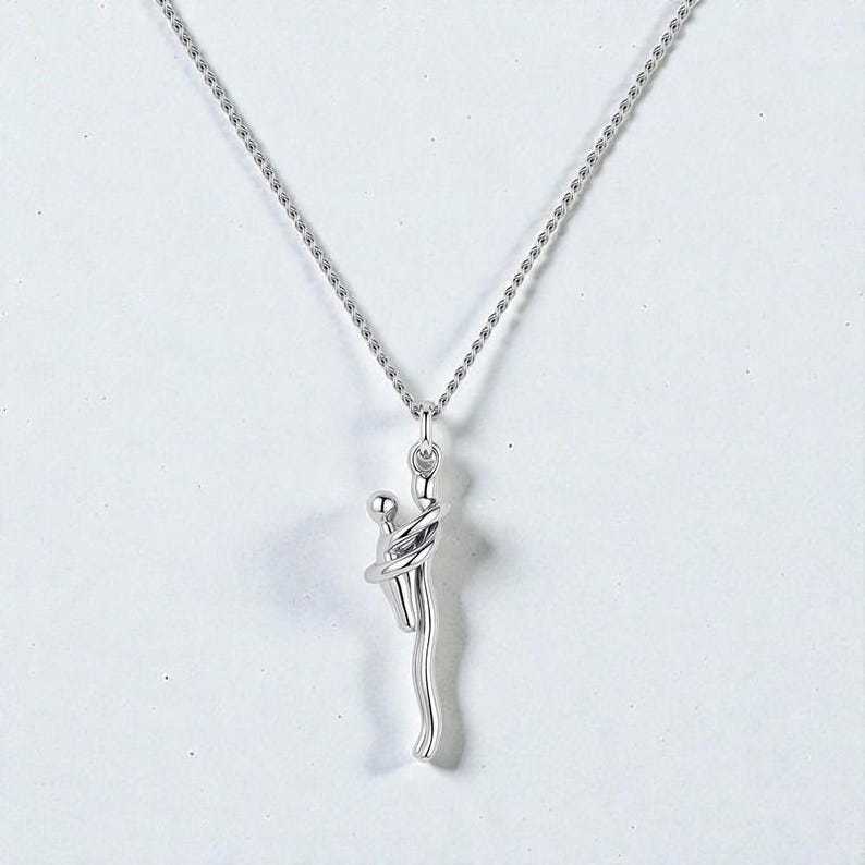 Hug Necklace – Mom & Child Pendant Love Hug Embrace Necklace Gift for Mom