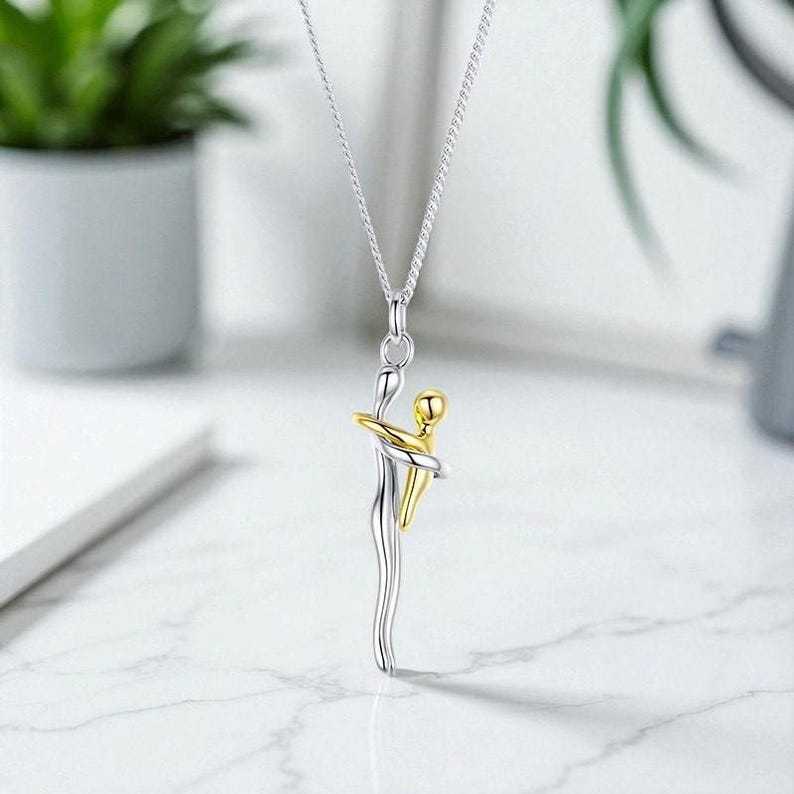 Hug Necklace – Mom & Child Pendant Love Hug Embrace Necklace Gift for Mom