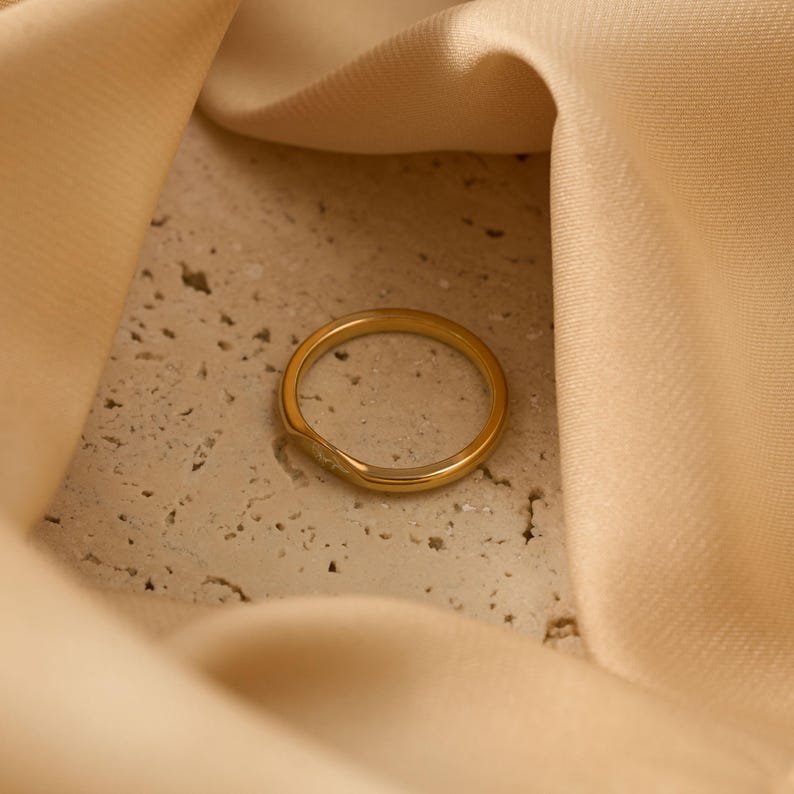 Personalized Birthflower Ring – Dainty Stacking Floral Ring Mother’s Day Gift