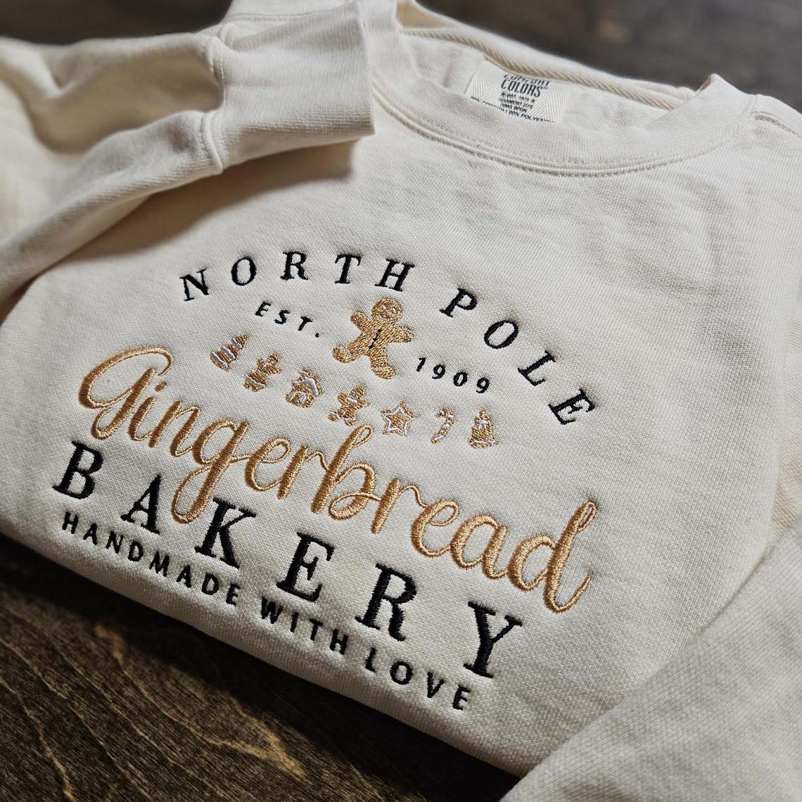 Christmas GINGERBREAD BAKERY Crewneck Sweatshirts Christmas Sweater HCMD0362