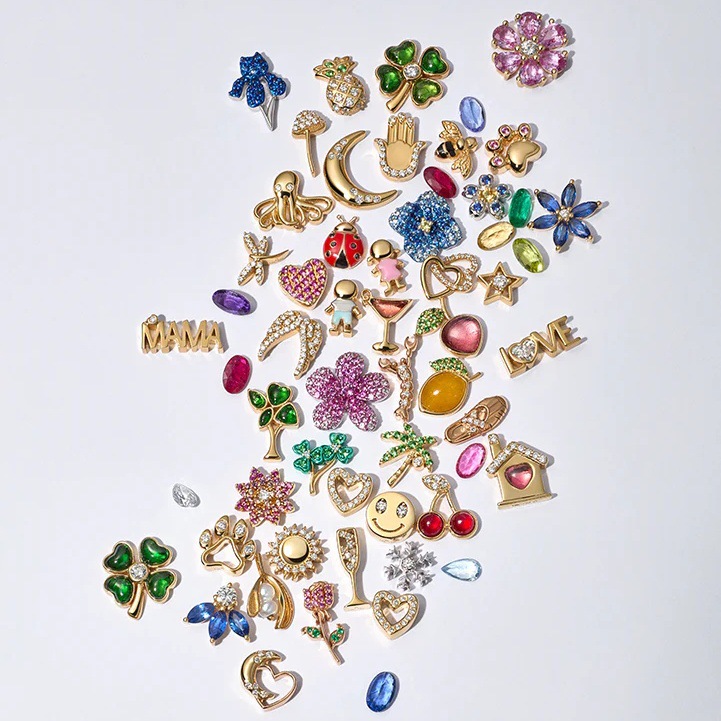 Personalized Floating Glass Locket Necklace - Custom DIY Charm Pendant with CZ Initials & Mini Charms
