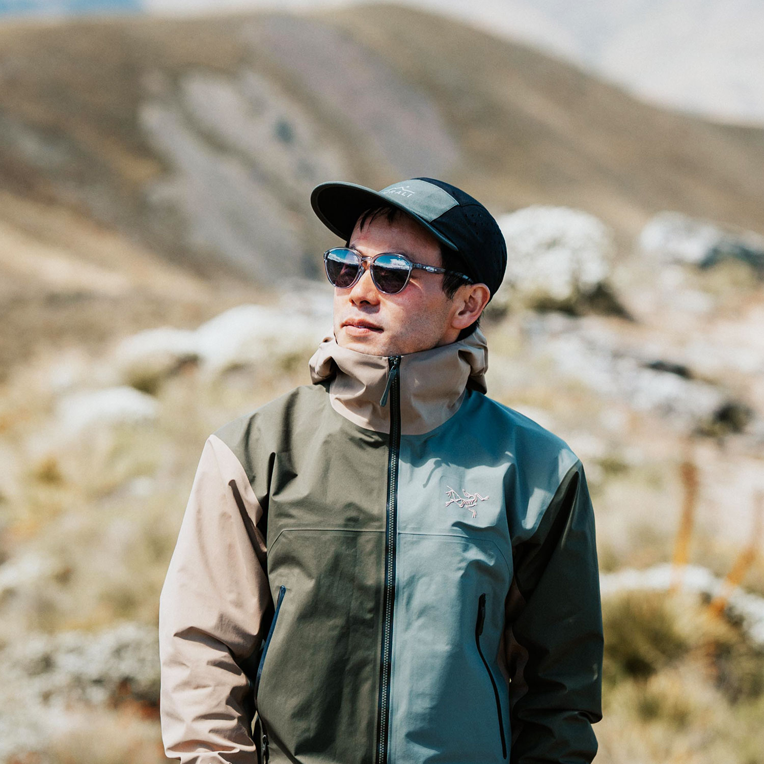 NEW / COLCA / OL700-0167 GRY – OUTLAND