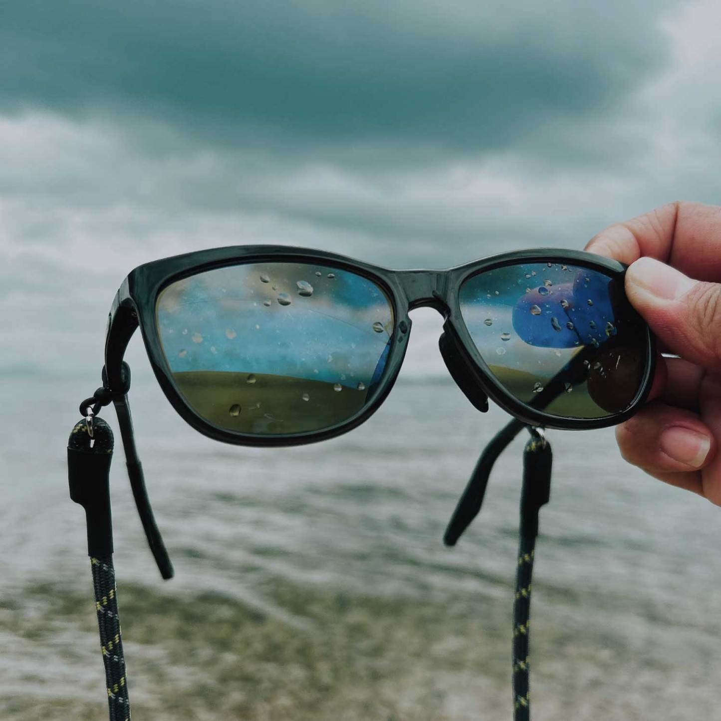 SUNGLASS STRAP